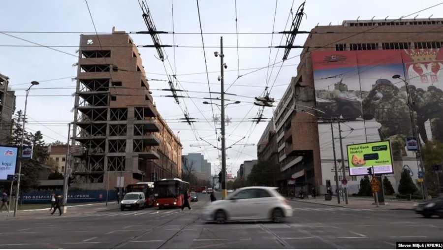 Kuvendi i Serbisë miraton ndërtimin e hotelit të Kushnerit në ish-godinën e Shtabit të Përgjithshëm