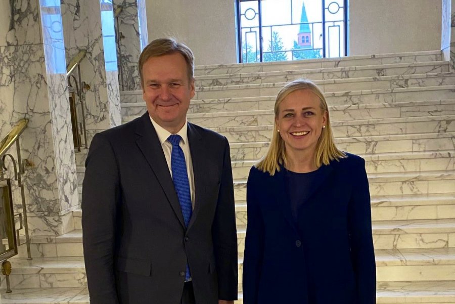 Sorenseni takohet me kryediplomaten finlandeze: Diskutuam në detaje për dialogun Kosovë - Serbi