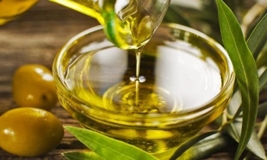 Përmirësoni tretjen me vaj ulliri, disa nga kurat kryesore