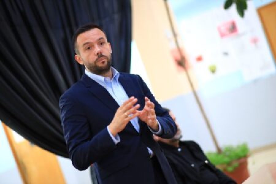 Arian Tahiri kërkon rivotim në Mitrovicë: Vetëm kështu rikthehet integriteti i procesit