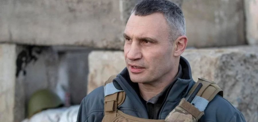Ukraina në krizë për ushtarë, kryebashkiaku i Kievit, Vladimir Klitschko: Të ulet mosha e rekrutimit në 22 vjeç