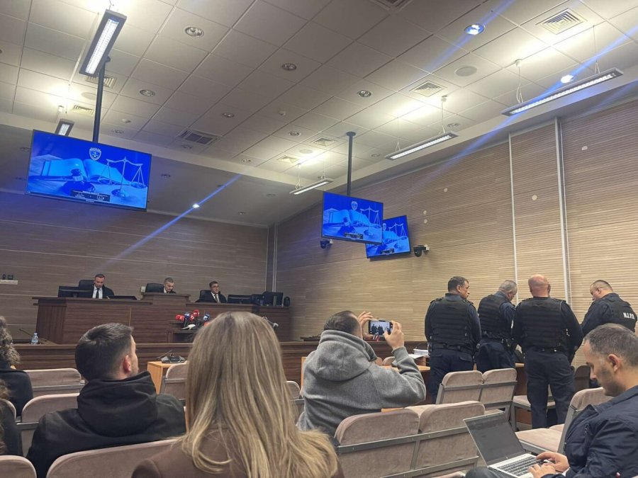 Publiku përjashtohet përkohësisht nga seanca ndaj të akuzuarve për spiunazh, Shabani e Qerimi