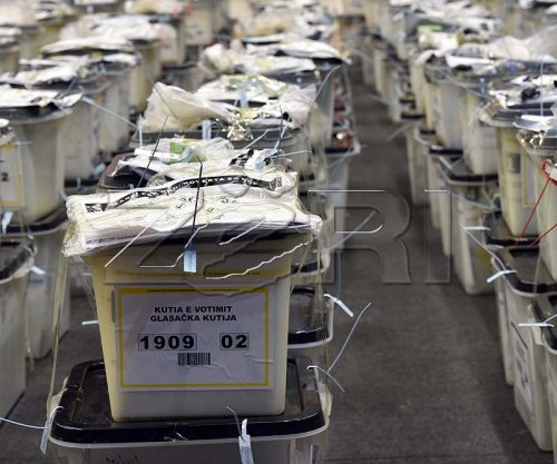 Aprovohen mbi 7 mijë pako me fletëvotime jashtë Kosovës dhe refuzohen 2.570 të tjera, KQZ-ja vazhdon verifikimin