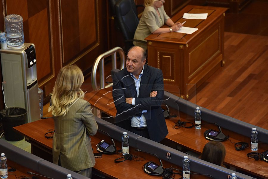 Hoxhaj kërkon shtyrjen e Konventës: PDK-së i duhet kohë për garë të vërtetë dhe jo improvizim