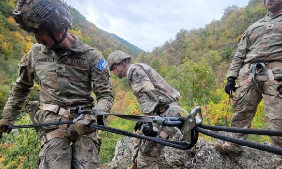 Ushtarët amerikanë e gjermanë të KFOR-it zhvillojnë bashkë një trajnim: Qëllimi ishte rritja e sigurisë