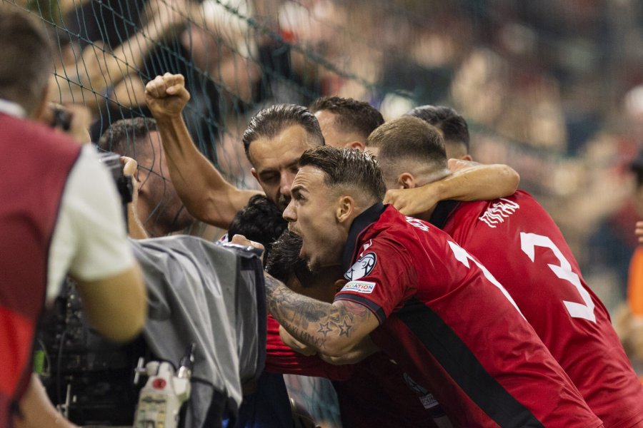 “Kuqezinjtë” sonte presin Anglinë, synojnë fitoren