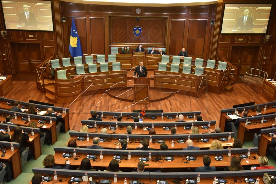 “Deputetët e LVV-së nuk kanë faj”, Pacolli fajëson opozitën për dështimin e mandatit të Konjufcës