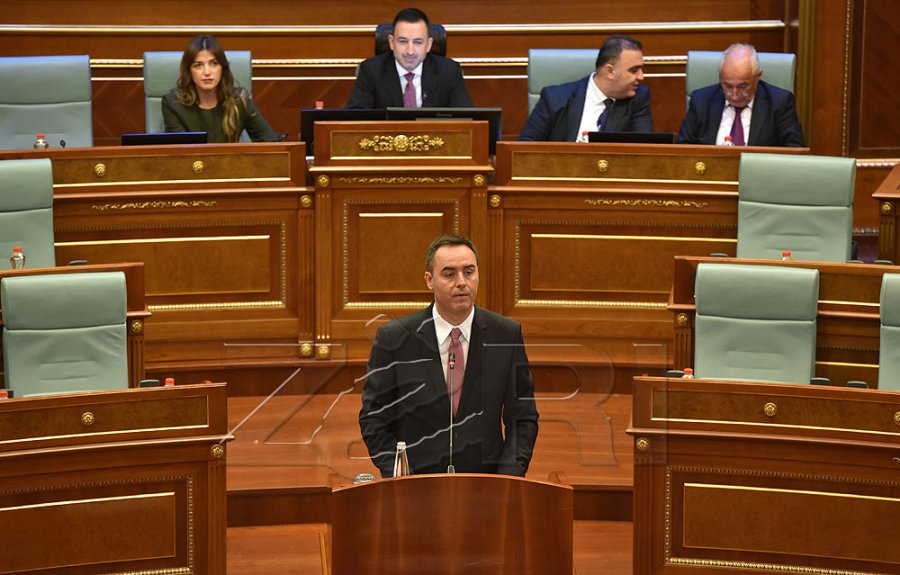 Hoxha: Presidentja gaboi me mandatimin e Konjufcës për formimin e qeverisë