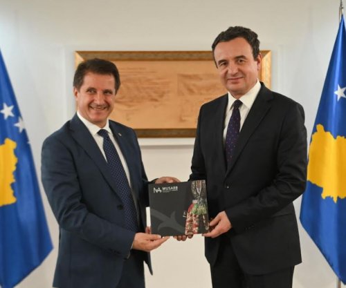 Kurti–Petta formalizojnë bashkëpunimin: Marrëveshje për shtatoren e Adem Jasharit në Hora e Arbëreshëve