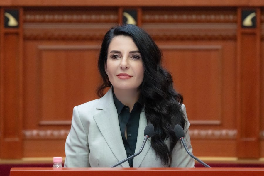 SPAK-u pezullon nga detyra zëvendëskryeministren e Shqipërisë, Belinda Ballukun