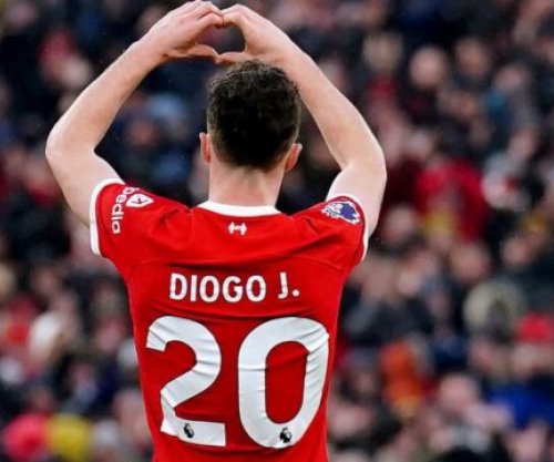 Arne Slot dhe Liverpooli nderojnë Diogo Jotan: Mungesa e tij ndihet në fushë dhe jashtë saj