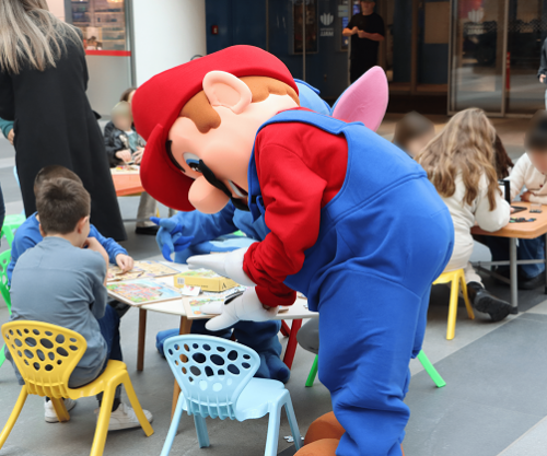 Prishtina Mall dhe OFAP-i shënojnë Ditën Ndërkombëtare për të Drejtat e Fëmijëve me aktivitete dhe mbështetje për fëmijët pa kujdes prindëror