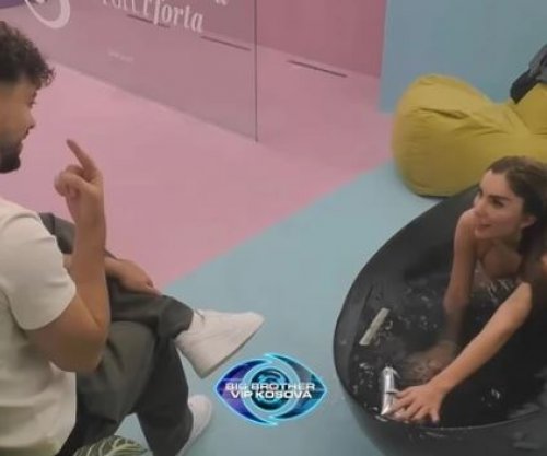 Momente të nxehta në BBVK: Bia dhe Toney çojnë flirtin në një tjetër nivel [video]