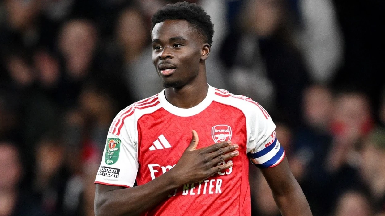 Bukayo Saka zbulon dy lojtarët që e ndihmuan atë të përshtatej te Arsenali