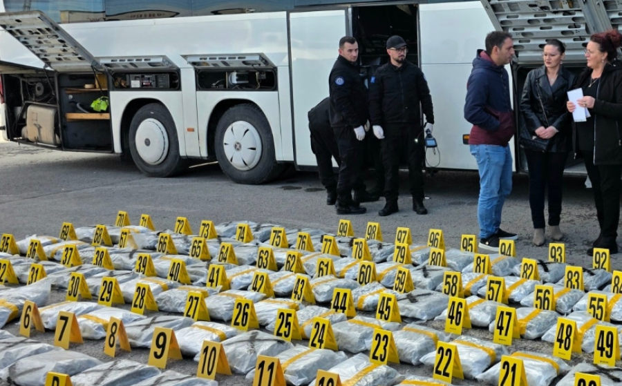 Paraburgoset shoferi i autobusit që u kap me 120 kg drogë