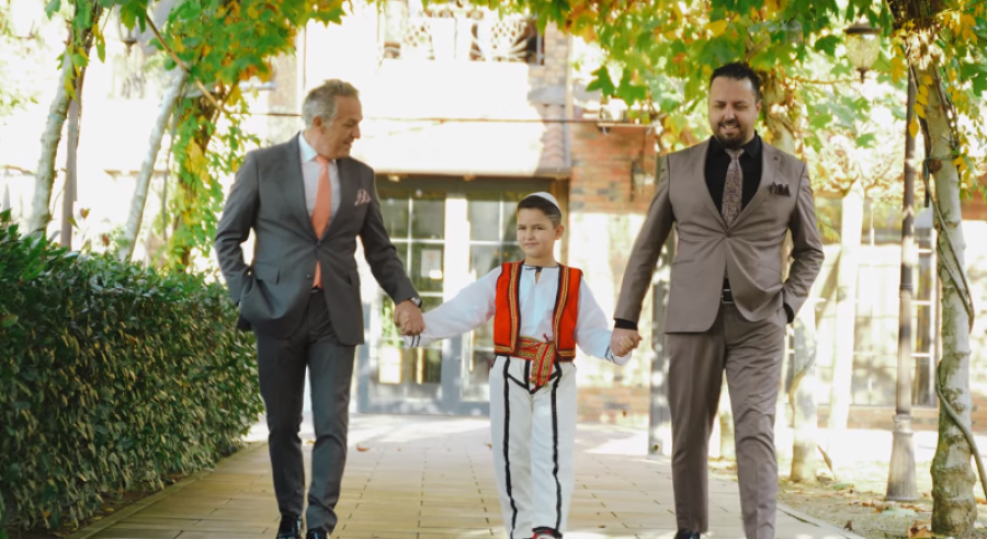 Burim Demiri dhe Kastriot Tusha sjellin këngën emocionale “Të fala nga Presheva” [video]