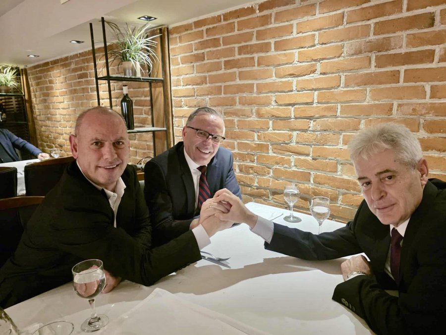Hamza në takim me Lladrovcin: Ai ka qenë dhe mbetet pjesë e PDK-së