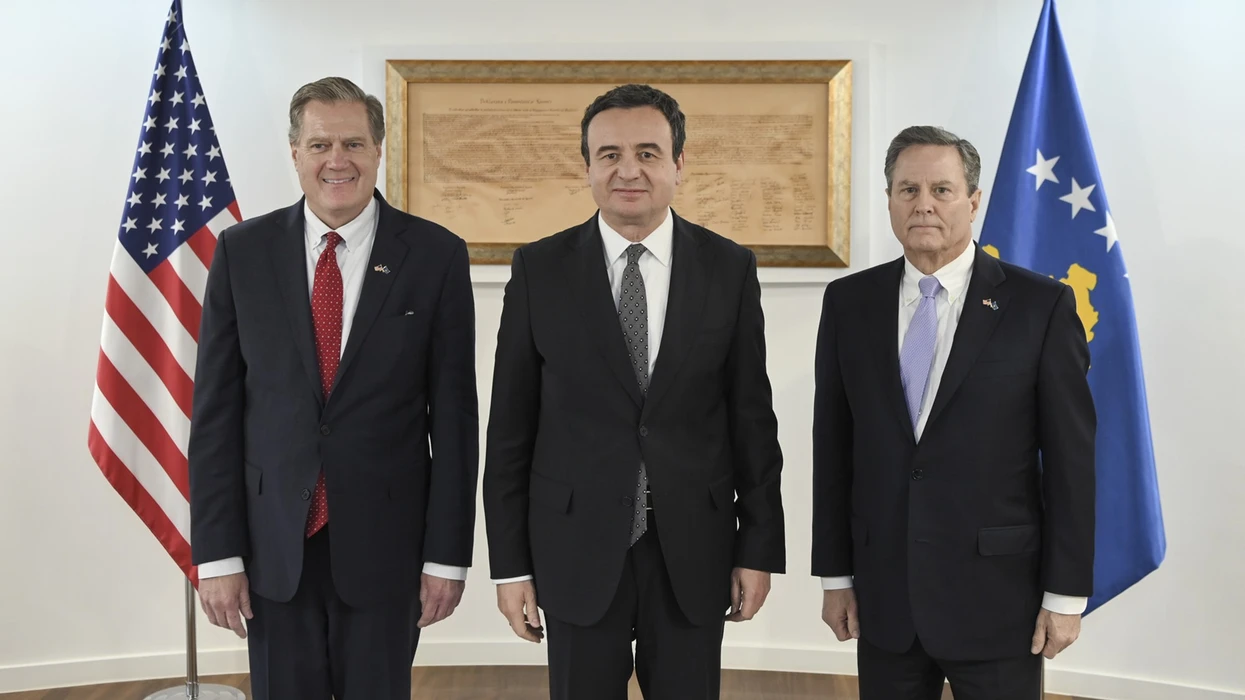 Kurti mirëpret kongresistët amerikanë, Mike Turner dhe Donald Norcross