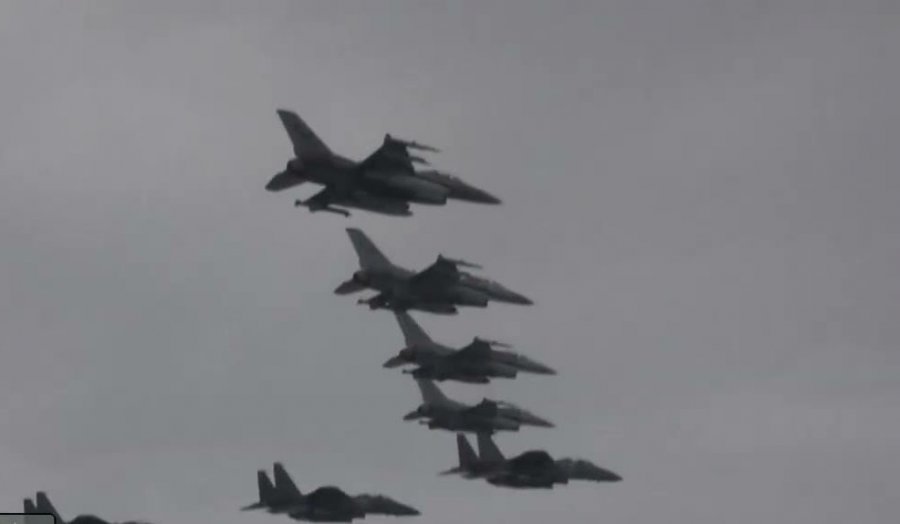 Rumania “në panik”, ngre në ajër bombarduesit pas afrimit të dronëve