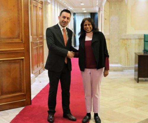 Basha takohet me Prattipatin, flasin për zhvillimet politike në vend dhe pagat e RTK-së