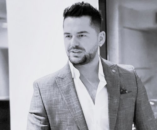 Kurti i shpreh ngushëllime familjes Kasapi: Shumë breza të pasluftës janë rritur me këngët e tij