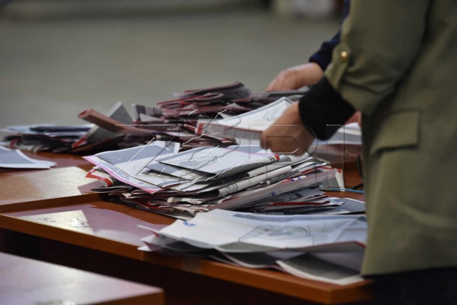 Sot fillon afati për regjistrimin e votuesve jashtë Kosovës