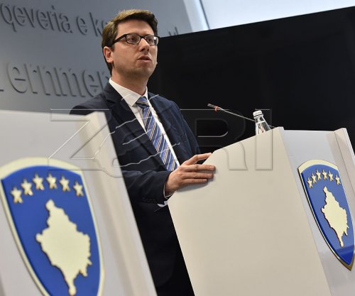 Murati tregon se kujt i takon paga e 13-të në sektorin publik