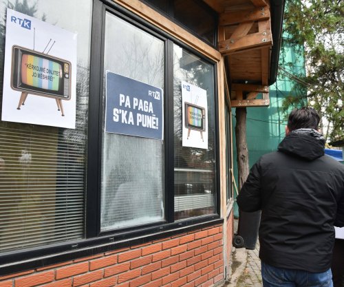 Punëtorët e RTK-së vazhdojnë grevën dyorëshe