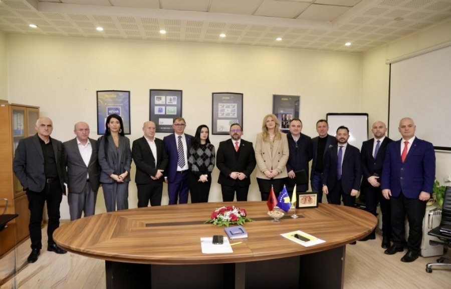 Posta e Kosovës dhe Posta Shqiptare forcojnë bashkëpunimin strategjik