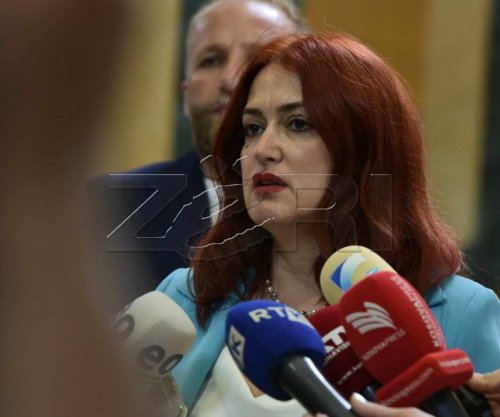 Hoxha: PDK-ja s’do të japë votë blanko për kandidatin e Kurtit për president