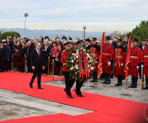 Begaj uron Ditën e Çlirimit: Liria jonë qëndron mbi qëndresën dhe gjakun e dëshmorëve
