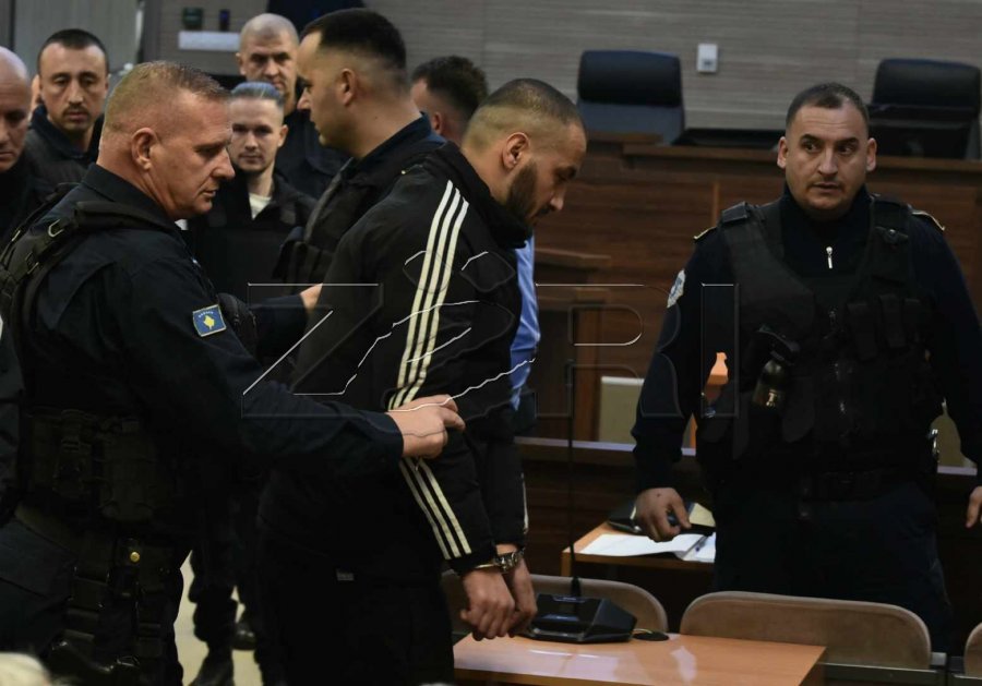 “Naimi më thojke ‘gjuj, gjuj’, ai e çeli xhamin, unë qëllova”, dëshmia tronditëse e Granit Plavës për vrasjen e Liridona Ademajt