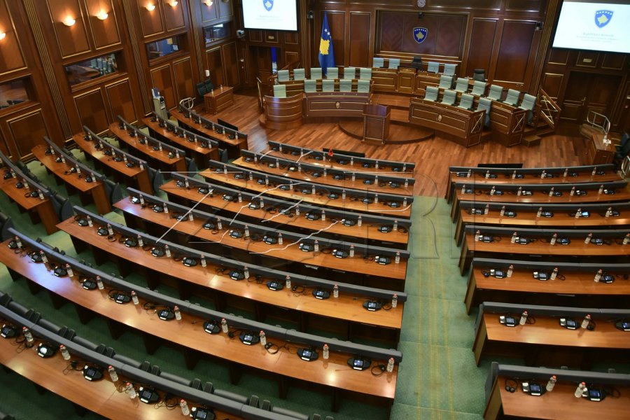 Pesë gratë më të votuara nga tri partitë që dolën të parat