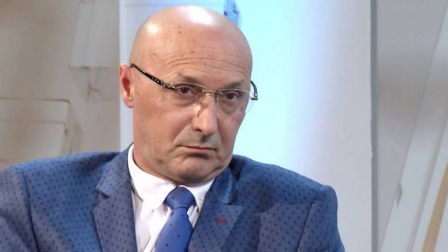 Koha kur familja e gjerë distancohej nga Fatmir Sheholli dhe babai i tij për “tradhti kombëtare”