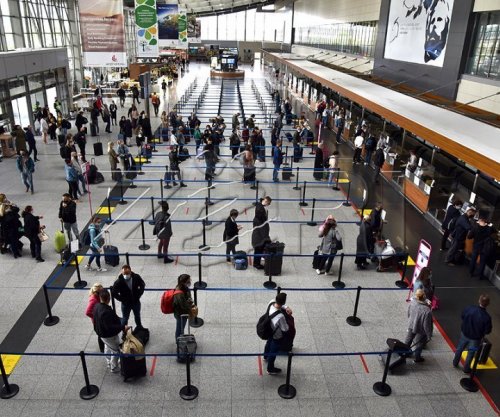 Rreth 500 mijë hyrje në Kosovë gjatë festave, rritje 8% e udhëtarëve ajrorë