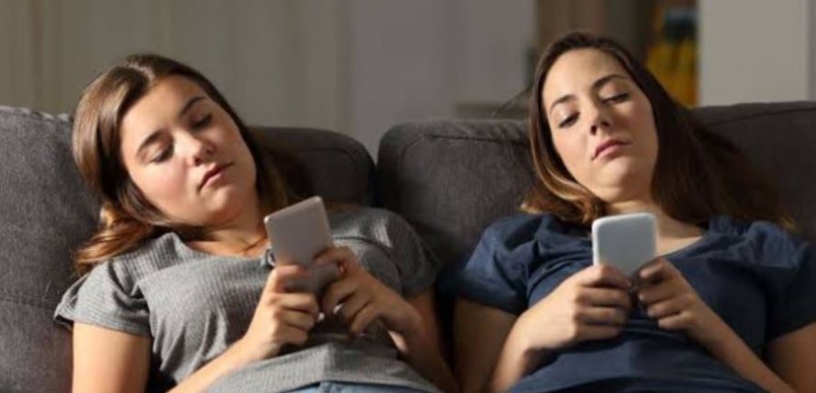 Rreziku i sëmundjeve kronike rritet tek adoleshentët që përdorin tepër pajisjet elektronike?