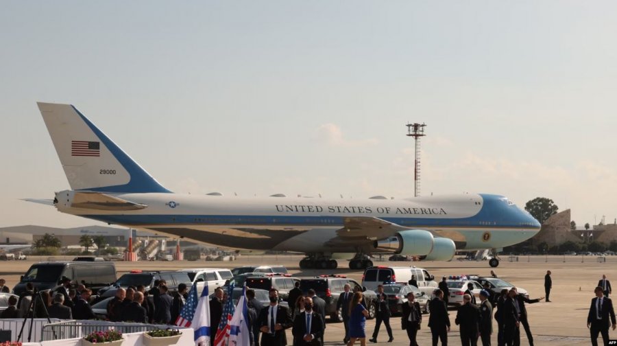 Presidenti Trump arrin në Izrael