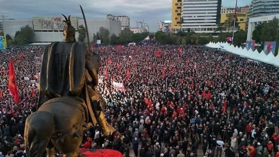 Kamberi: Lufta e UÇK-së kundër fashizmit do të mbetet përjetësisht e pastër