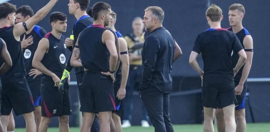 Hansi Flick optimist për Raphinhan: Plani është El Clasico