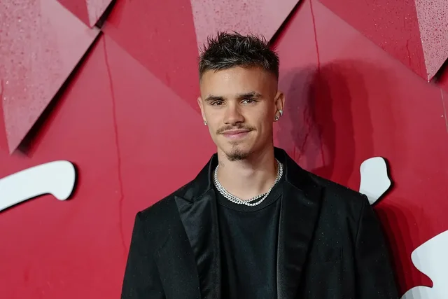Gjashtë muaj pas ndarjes nga e dashura, Romeo Beckham bën një njoftim të madh