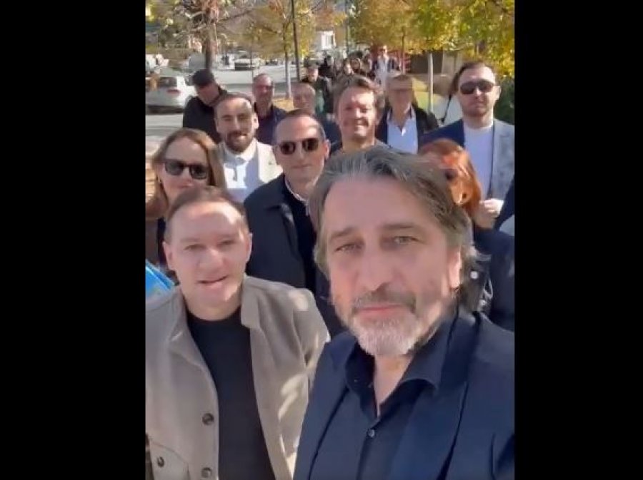 Përparim Rama me aktivistë në “Bregun e Diellit”, premton vazhdim të realizimit të projekteve që transformojnë Prishtinën