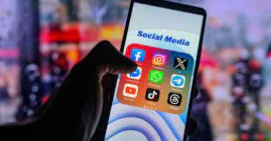 BE-ja mbështet kufizimin e aksesit në rrjete sociale për të miturit