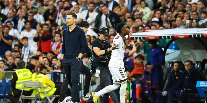 Vinicius Jr kërkon falje për incidentin në El Clasico