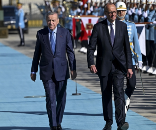 Erdogani pret me ceremoni zyrtare kancelarin gjerman Merz