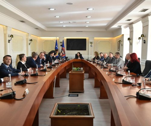 Nis takimi i Presidentes me partitë politike