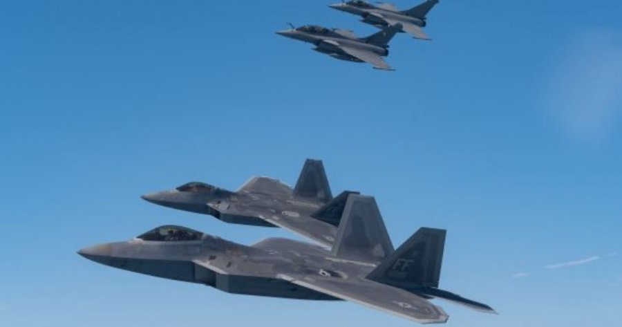 Mediat amerikane: SHBA-ja planifikon sulme ndaj objektivave ushtarake në Venezuelë