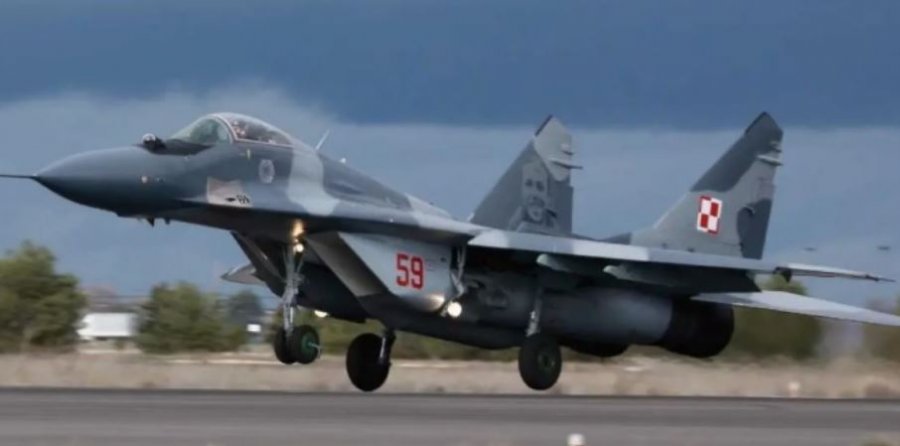 Kapet një avion spiun rus mbi Baltik