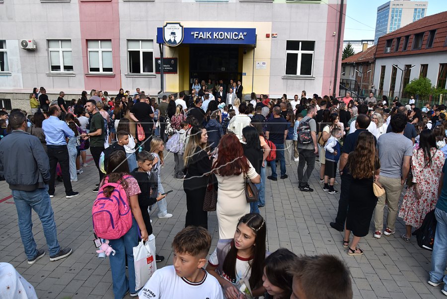 Nis viti i ri shkollor