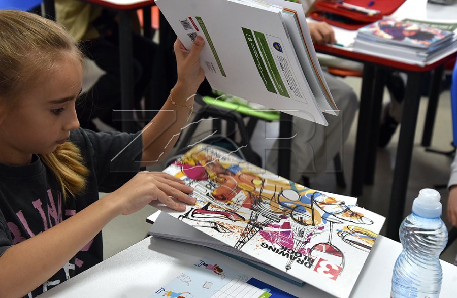 Subvencionimi për tekste: Librat në librari, jo edhe paratë në llogari