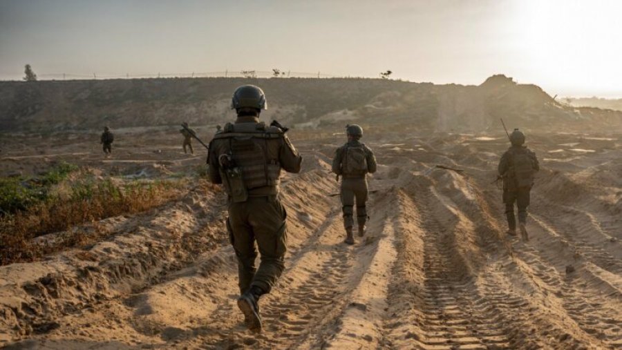 Izraeli mobilizon rezervistët, ndërsa hyn në fazat fillestare të ofensivës së qytetit të Gazës